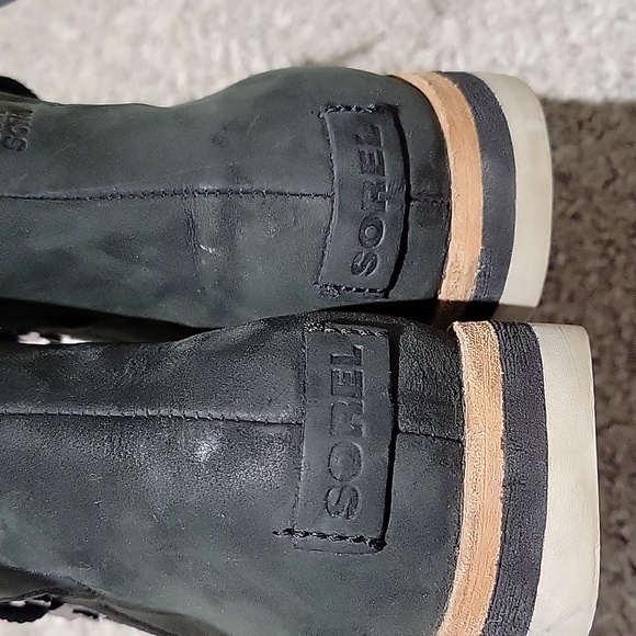 Sorel Boots - Picture 6 of 8